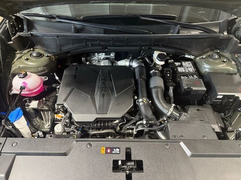 Used 2025 Hyundai Santa Fe Limited image 22