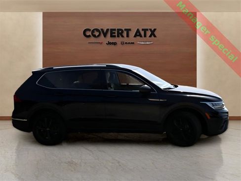 Used 2024 Volkswagen Tiguan SE image 6