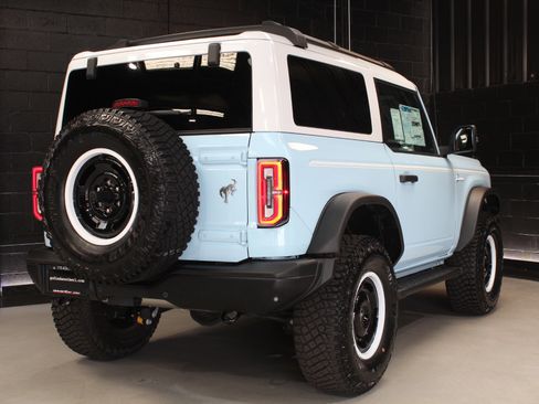Used 2024 Ford Bronco Heritage Edition AWD/4WD image 17