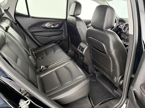 Used 2022 GMC Terrain SLT w/ LPO, Floor Liner Package FWD image 20