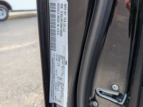 Used 2022 Jeep Wagoneer Series II w/ Premium Group I image 42