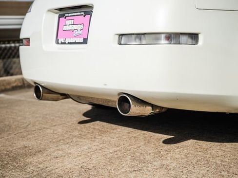 Used 2006 Nissan 350Z Coupe w/ (N93) Cargo Convenience Pkg image 29