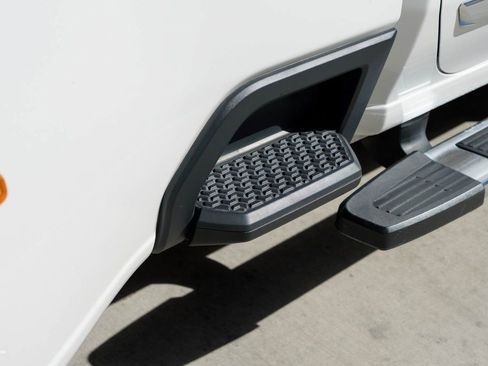 Used 2024 Chevrolet Silverado 3500 High Country w/ High Country Premium Package image 23