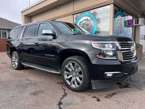 Used 2015 Chevrolet Suburban LTZ image 1