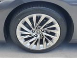 Used 2020 Lexus ES 300h Ultra Luxury image 4