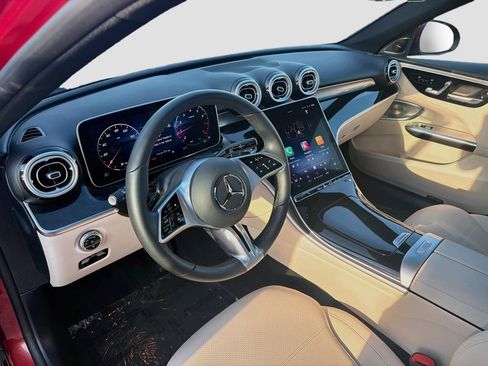 Used 2025 Mercedes-Benz C 300 4MATIC Sedan image 9