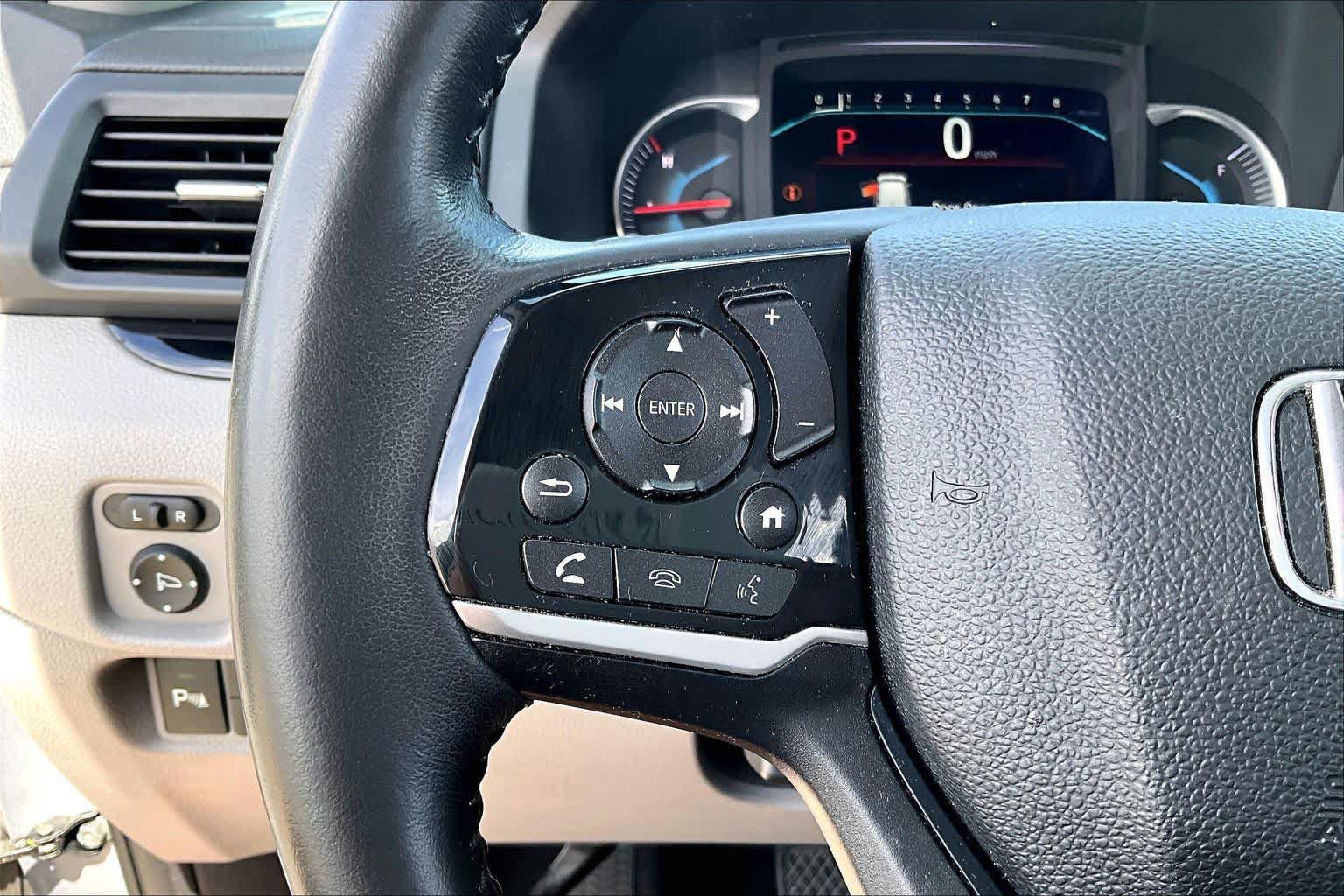 Used 2019 Honda Pilot Touring image 22