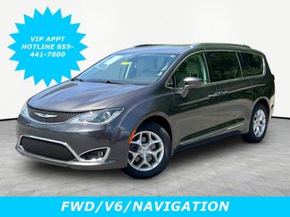 Used 2019 Chrysler Pacifica Touring-L Plus FWD video 1