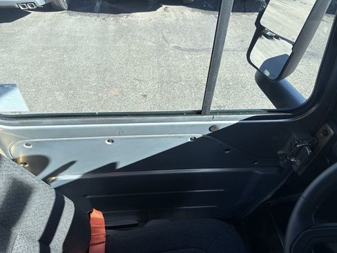 New 2025 Chevrolet Brightdrop 400 w/ Battery Pack, Max Range image 20