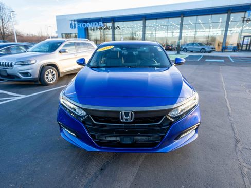 Used 2020 Honda Accord Sport image 2