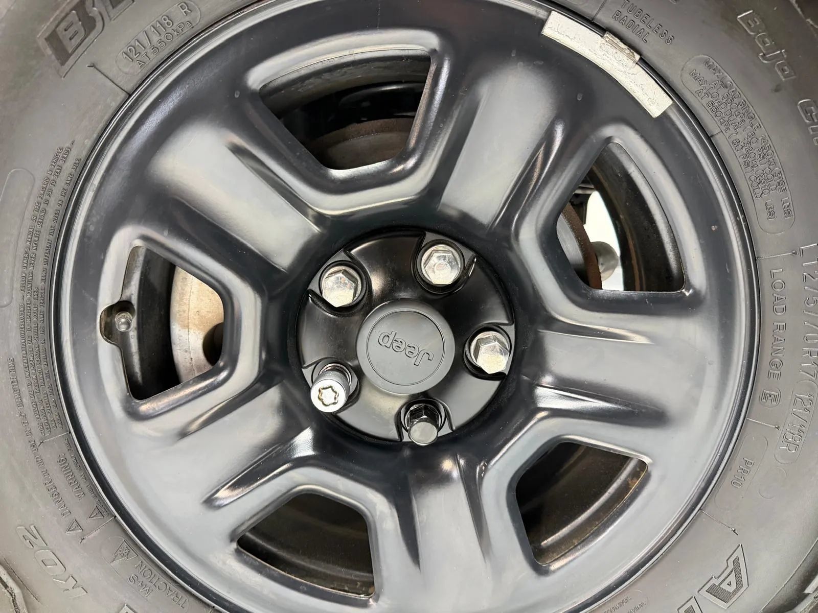 Used 2018 Jeep Wrangler Sport AWD/4WD image 8