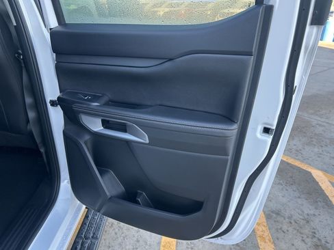 New 2025 Ford Ranger Lariat w/ Chrome Accent Package image 12