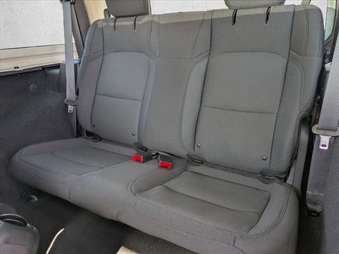 Used 2019 Jeep Wrangler Sport S image 19