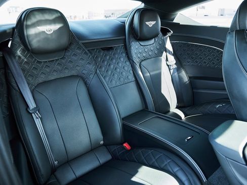 Used 2020 Bentley Continental GT AWD/4WD image 37