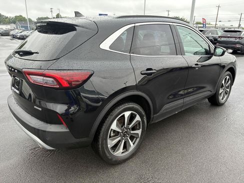 Used 2025 Ford Escape Platinum AWD/4WD image 7