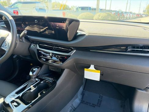 New 2026 Buick Envista Avenir image 30