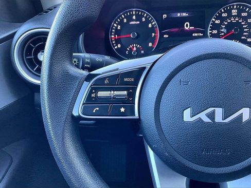 Certified 2023 Kia Forte LXS image 18