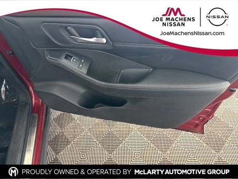 Used 2023 Nissan Rogue SL w/ SL Premium Package image 19