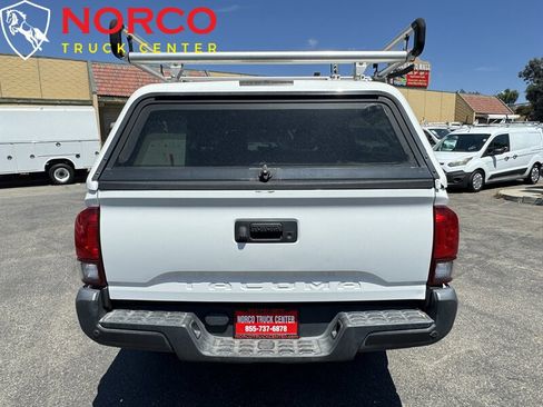 Used 2020 Toyota Tacoma SR image 9