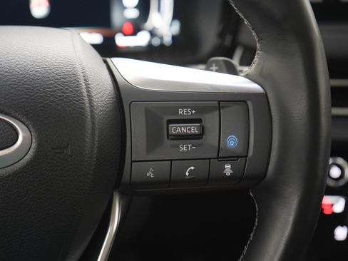 Used 2023 INFINITI QX60 Sensory AWD/4WD image 25