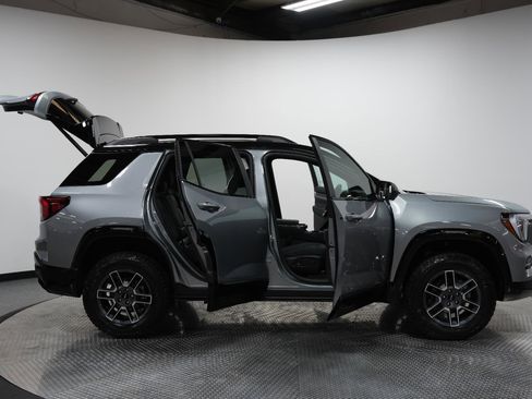 New 2026 GMC Terrain AT4 image 9