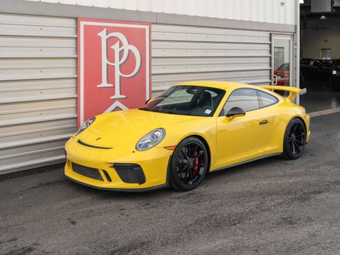 Used 2018 Porsche 911 GT3 w/ Sport Chrono Package image 39
