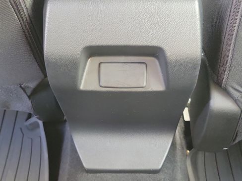 Used 2024 Subaru Impreza 2.0i Sport image 19