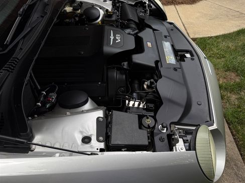 Used 2005 Ford Thunderbird RWD image 81