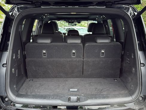 Certified 2025 Nissan Armada PRO-4X w/ Pro-4X Premium Package AWD/4WD image 25