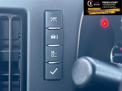 Used 2020 Chevrolet Express 2500 w/ Driver Convenience Package RWD image 27