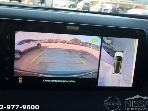 New 2025 Nissan Kicks SR FWD image 22
