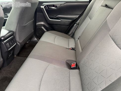 Used 2024 Toyota RAV4 XLE image 26