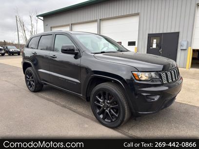Used 2019 Jeep Grand Cherokee Altitude