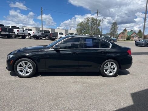 Used 2017 BMW 330i xDrive Sedan AWD/4WD image 7