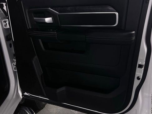 Used 2024 RAM 2500 Big Horn w/ Bed Utility Group image 32