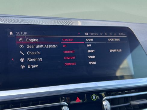 Used 2022 BMW M4 Coupe image 19