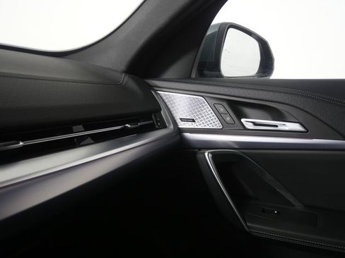 Used 2025 BMW X2 xDrive28i image 26