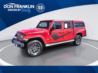 Used 2020 Jeep Gladiator Overland video 1