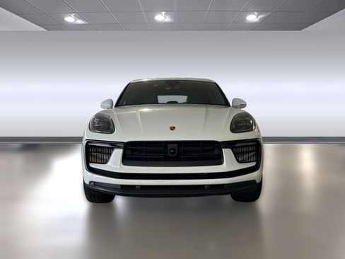 Used 2023 Porsche Macan S AWD/4WD image 6