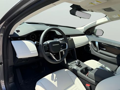 Certified 2025 Land Rover Discovery Sport S AWD/4WD image 15