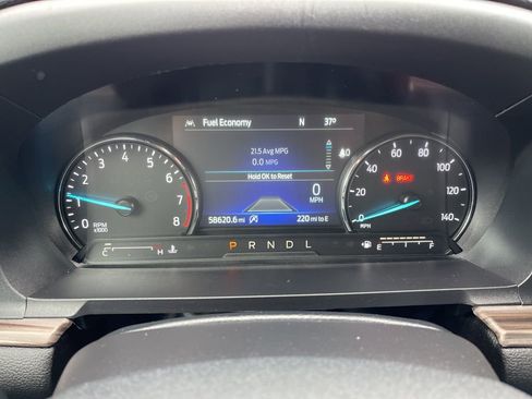 Used 2024 Ford Explorer Limited image 9