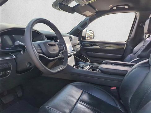 Used 2022 Jeep Wagoneer Series I image 8