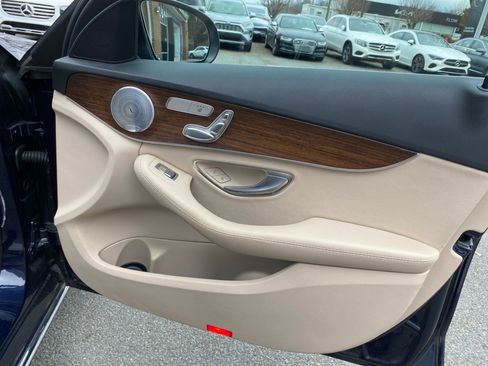Used 2019 Mercedes-Benz C 300 4MATIC Sedan image 31