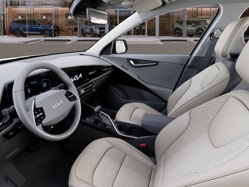 New 2026 Kia Niro EX FWD image 17
