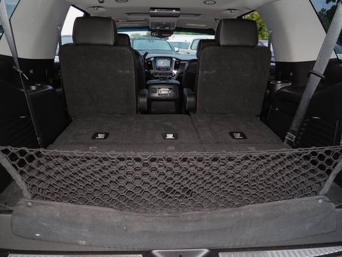 Used 2018 Chevrolet Tahoe Premier AWD/4WD image 9
