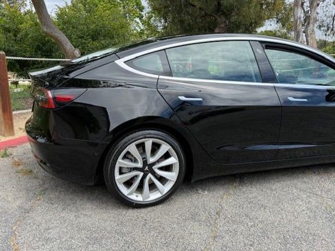 Used 2019 Tesla Model 3 Standard Range Plus RWD image 27