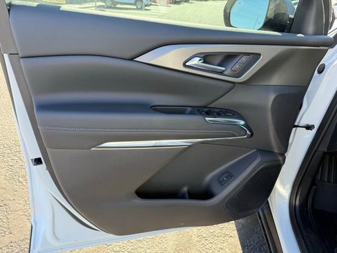 New 2026 Chevrolet Traverse LT w/ Driver Confidence Package image 21