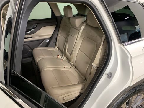 Used 2022 Lincoln Corsair Reserve w/ Equipment Group 201A image 33