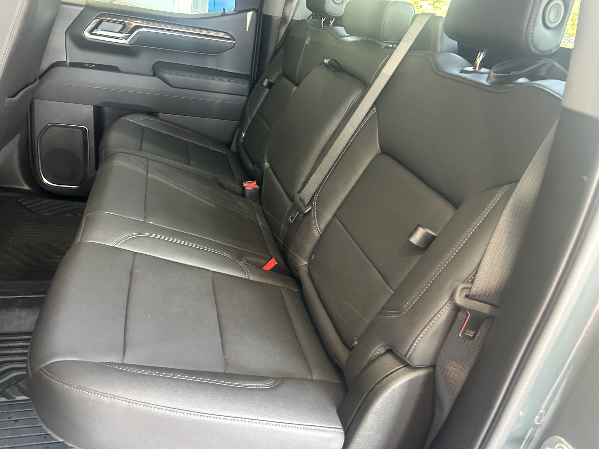 Used 2025 Chevrolet Silverado 1500 LT Trail Boss w/ Convenience Package II AWD/4WD image 19