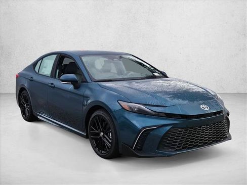 New 2026 Toyota Camry SE FWD image 7